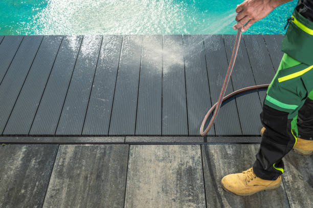 Best Deck Cleaning Services  in Monticello, IL
