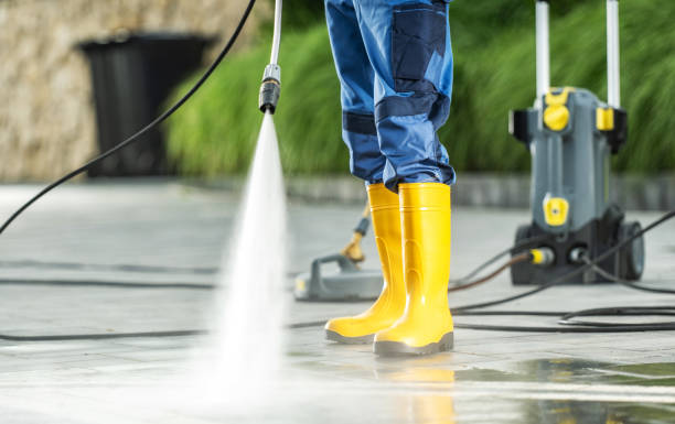 Pressure Washing Brick in Monticello, IL
